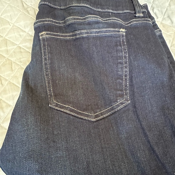 Denver Hayes cropped jeans 18 EUC dark blue soft stretchy mid rise straight leg - Picture 9 of 9